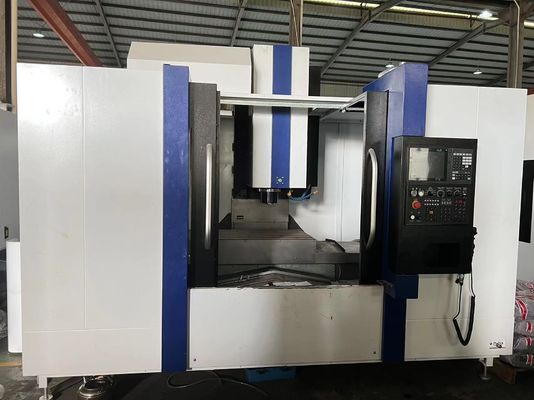 Máquina 850 del centro del molino de la vuelta del CNC del OEM 3 sistema de AXIS VMC FANUC Mitsubishi