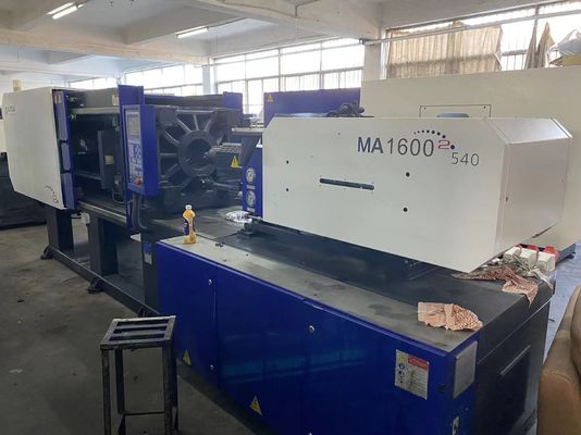 el 2do motor servo PP estira la máquina 160 Ton Injection Moulding Machine del moldeo por insuflación de aire comprimido